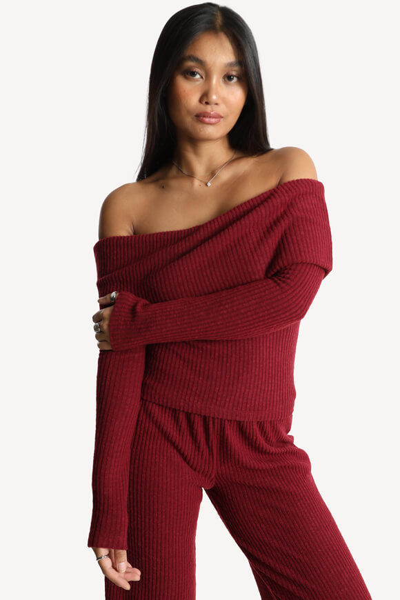 Image sur Off Shoulder gerippter Strickpullover
